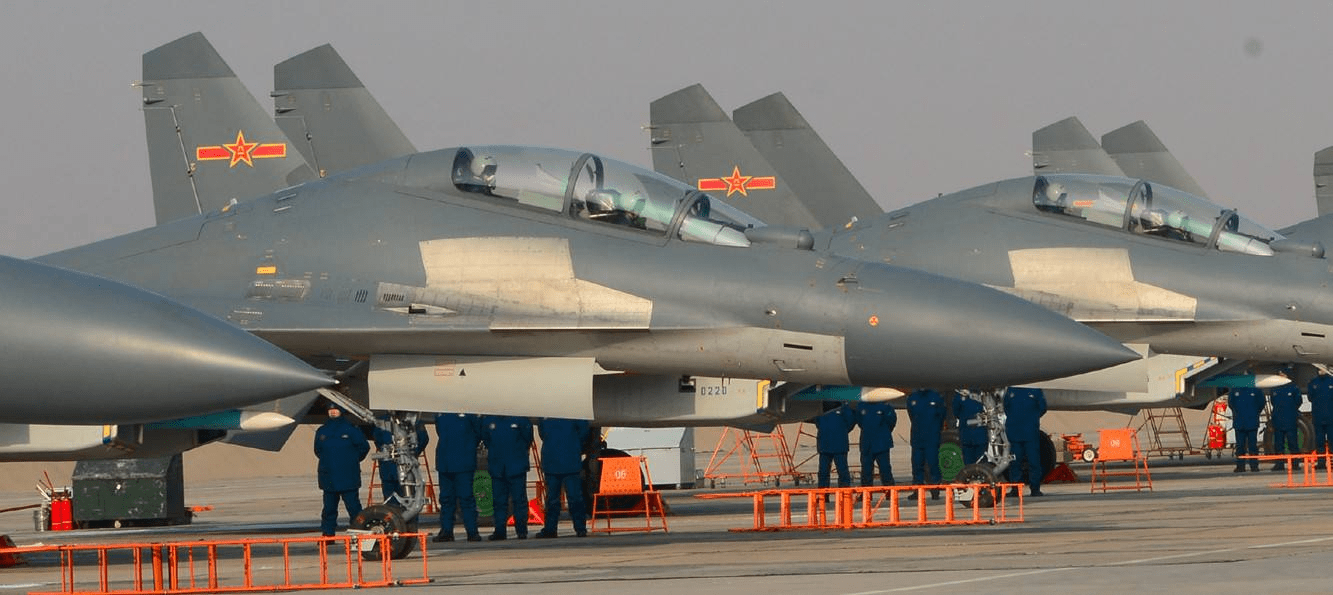 海军装备歼-16，新一代战斗机的卓越性能与实战能力，海军装备歼-16，新一代战斗机的实战能力与卓越性能概述