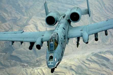 揭秘A-10攻击机的传奇,真实纪录片下的雷霆战士,雷霆战士传奇揭秘,A-10攻击机的真实纪录片之旅