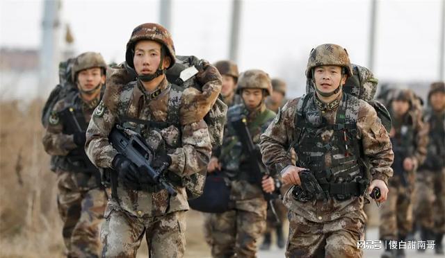 集团军冲锋,战略与战术的完美结合,集团军冲锋,战略与战术的巅峰融合