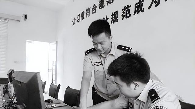 梁旭东,一位引领时代的杰出人物,梁旭东,时代引领者的杰出风采