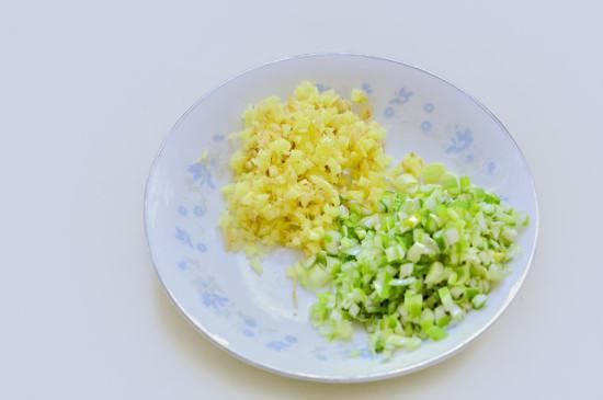 猪肉丸子做法及配方详解，猪肉丸子制作详解与配方揭秘