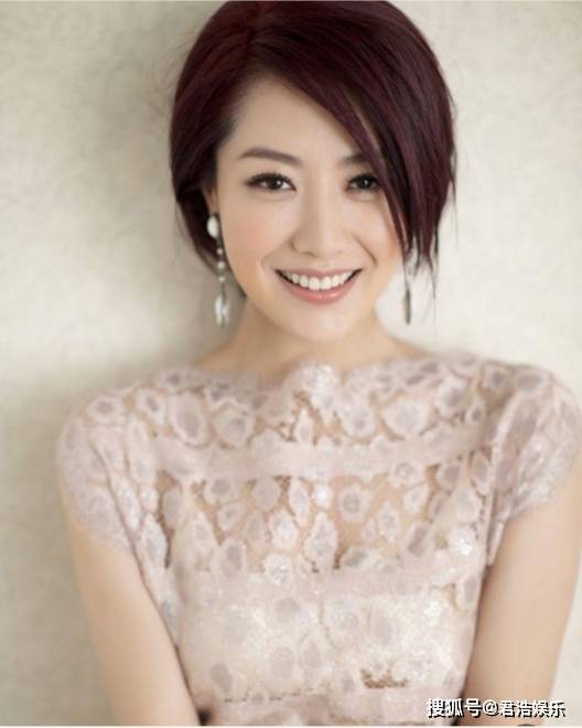 抖音红人白冰个人资料揭秘，抖音红人白冰个人神秘资料大揭秘