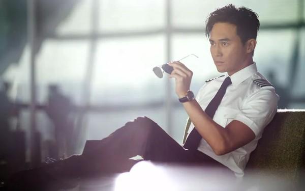 袁咏仪张智霖，歌声中的情感交融，袁咏仪张智霖，歌声里的情感交织