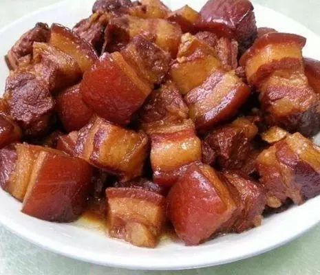 红烧肉最佳做法,传统与创新的完美结合,红烧肉,传统与创新做法的完美融合秘籍