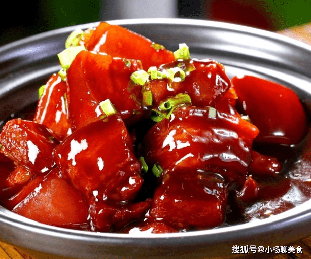 红烧肉最佳做法,传统与创新的完美结合,红烧肉,传统与创新做法的完美融合秘籍