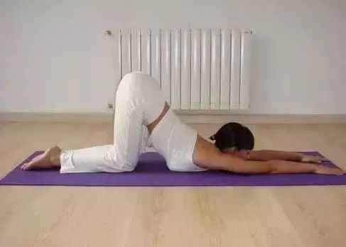 瑜伽入门基础教程,迈向身心平衡的第一步,瑜伽入门基础教程,迈向身心平衡的起点