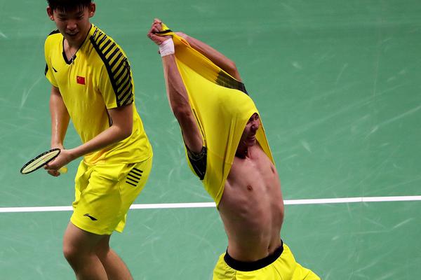 今天澳门六彩开奖结果——揭秘彩票背后的故事,澳门六彩开奖揭秘,彩票背后的故事浮出水面