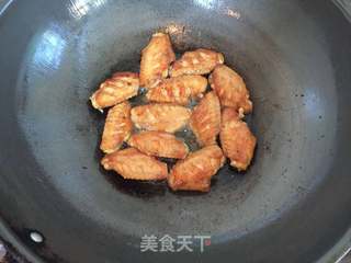可乐鸡翅的制作方法视频完整版教程，可乐鸡翅制作全程视频教程，从选材到烹饪，一步不漏！