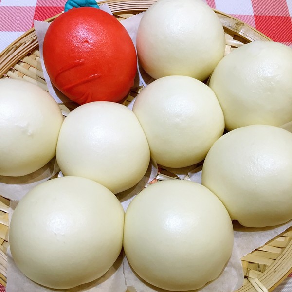 馒头的B型外观长相，一种日常美食的视觉解析，馒头B型外观的视觉解析，日常美食的呈现