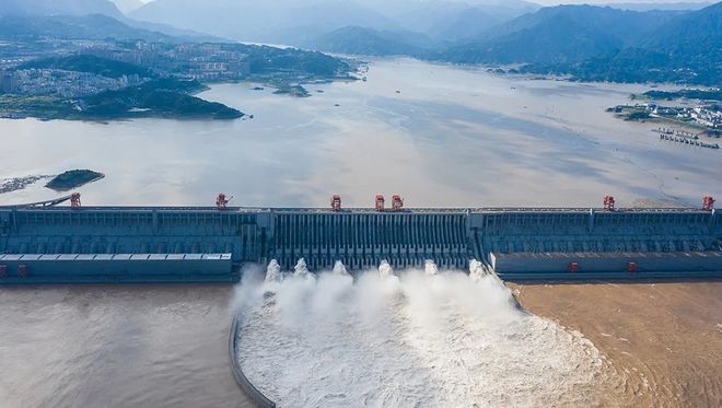 探访壮丽三峡大坝,门票事宜详解,探访三峡大坝,门票信息及壮丽景色详解