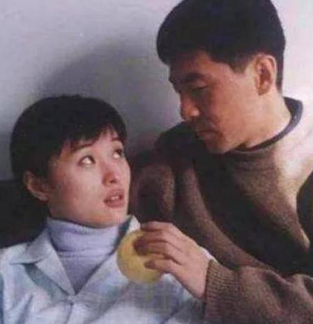 陈建斌个人资料简介及老婆吴越，演艺界的璀璨明星夫妇，陈建斌与老婆吴越，演艺界的明星夫妇风采