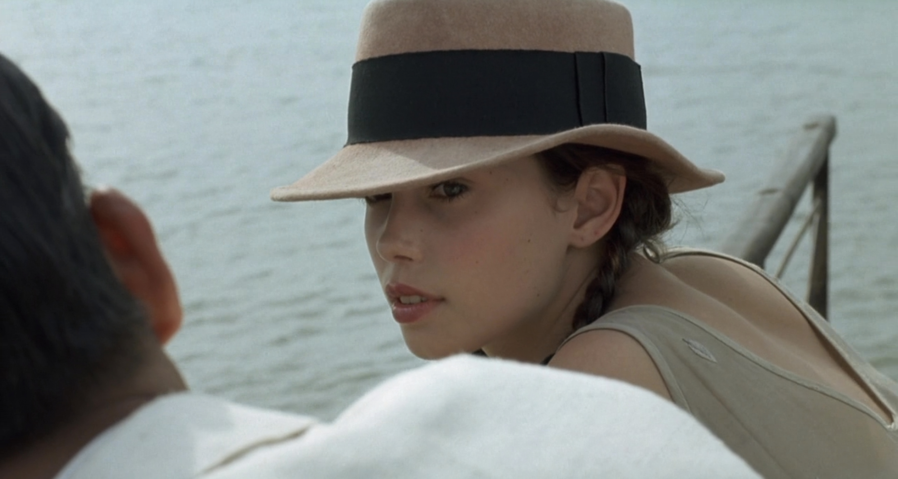 情人在线电影无删减版,情感的交织与影像的纯粹表达,情人在线电影无删减版,情感交织与影像纯粹表达