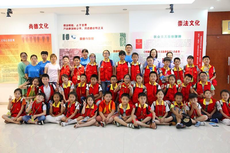 军事夏令营结束,收获满满,人生新篇章开启,军事夏令营圆满结束,收获成长新篇章开启