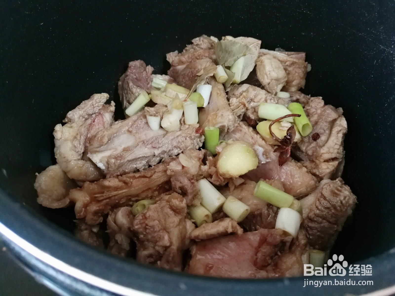 家常炖排骨的做法,最简单的烹饪指南,家常炖排骨的简单烹饪指南