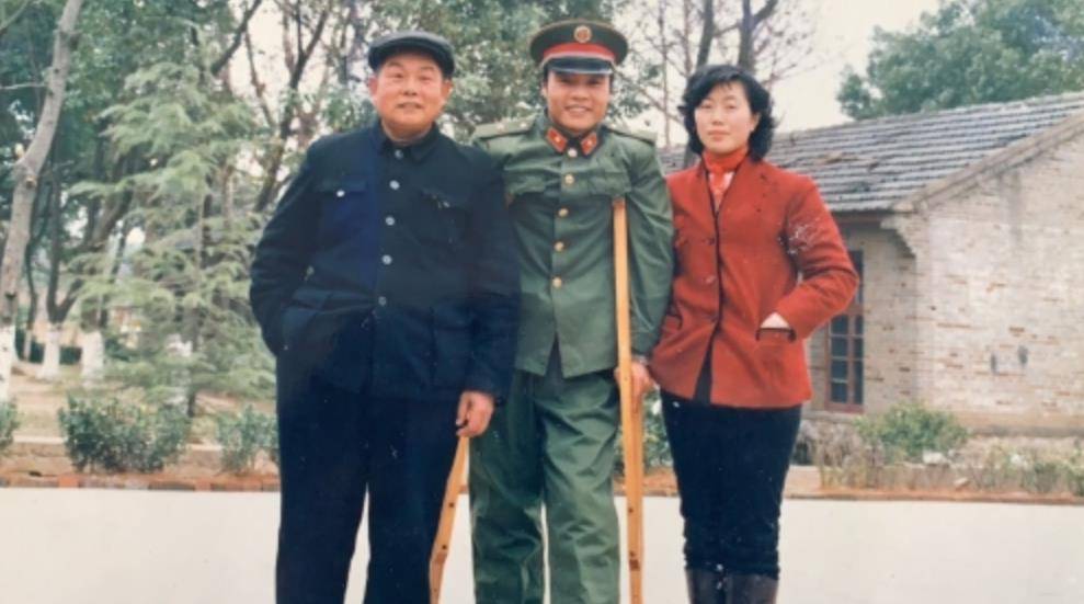 汪斌转业后的现状，从军旅到民间的华丽转身，汪斌转业后的华丽转身，军旅到民间的精彩篇章