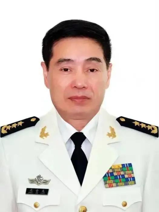 海军司令员董军的籍贯与成就，海军司令员董军的籍贯与辉煌成就概述