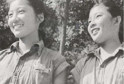 医疗兵女兵阅兵，展现女性力量与医疗精神的融合之美，医疗兵女兵阅兵，展现女性力量与医疗精神融合之美风采