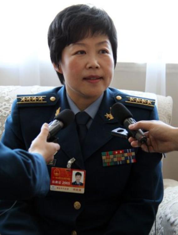 程小建少将图片，展现军事荣耀与领导力，程小建少将风采，军事荣耀与领导力的展现图片
