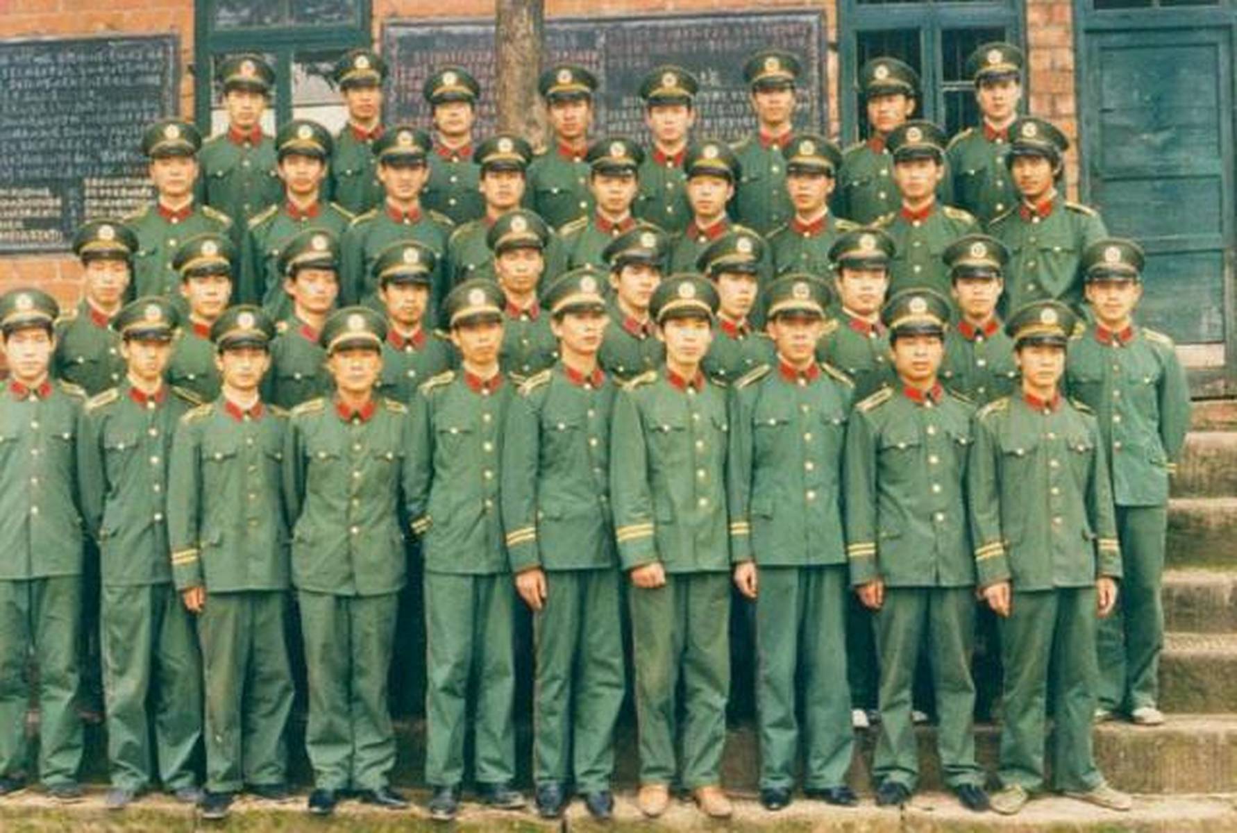 武警历代军装，历史的见证与时代的印记，武警历代军装，历史的见证与时代的烙印