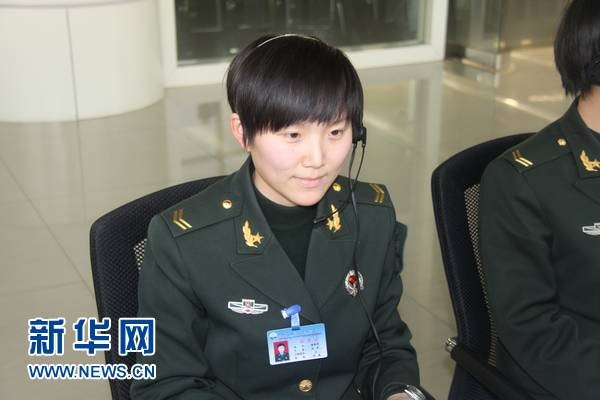 女兵程诚的生活照，勇敢与柔美的结合，女兵程诚生活照，勇敢与柔美的完美融合