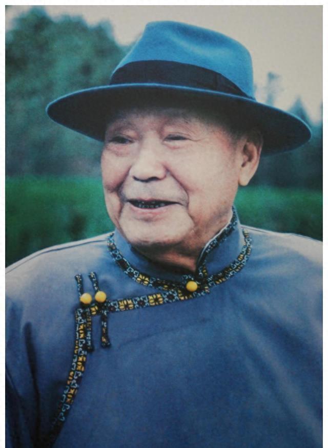 战神重生八路军，荣耀与使命的交织，战神重生八路军，荣耀使命的交织之路