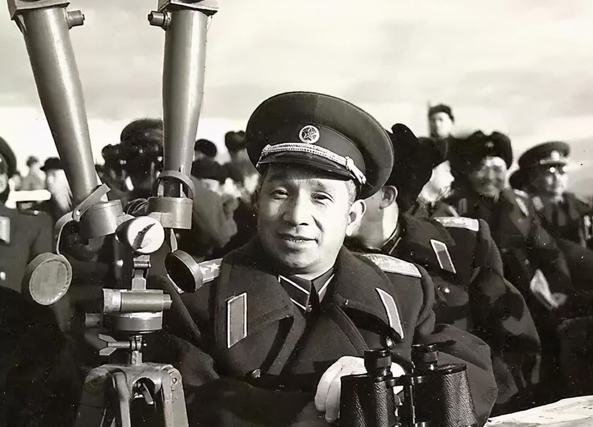 用于军事的第一人，开创战争新时代的先驱者，军事第一人，开创战争新时代的先驱领导者