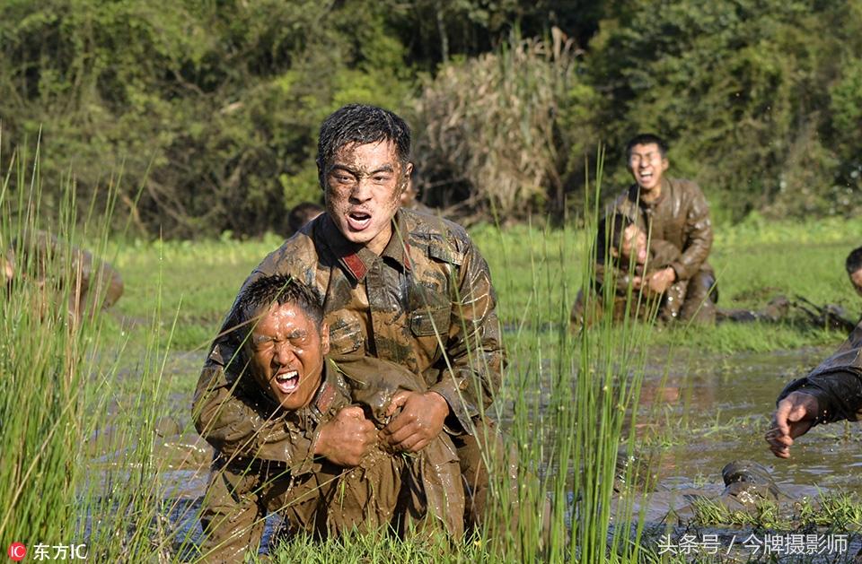 特种兵魔鬼训练项目，挑战极限，锻造精英，特种兵魔鬼训练锻造精英，挑战极限的训练项目