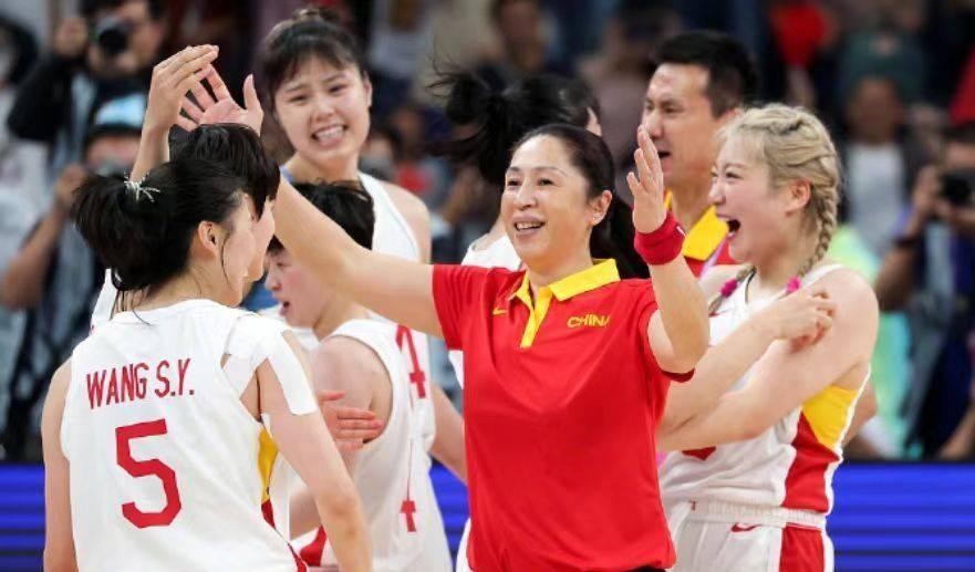 中国女篮直播，今日CCTV5直播精彩瞬间回顾，中国女篮直播精彩瞬间回顾，CCTV5今日直播回顾
