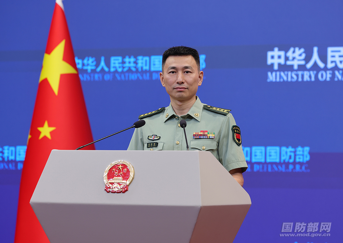 军部发言人，塑造公开透明的军事沟通新形象，军部发言人塑造公开透明军事沟通新形象
