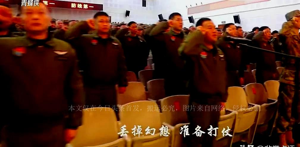 山东舰过航台军高度紧张，海峡两岸的军事态势与大国海军的坚定立场，山东舰过航引发台军高度紧张，海峡两岸军事态势与大国的海军立场观察