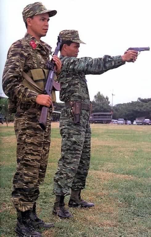 探索未来战场时尚，21新式作训服，未来战场时尚探索，全新21式作训服亮相