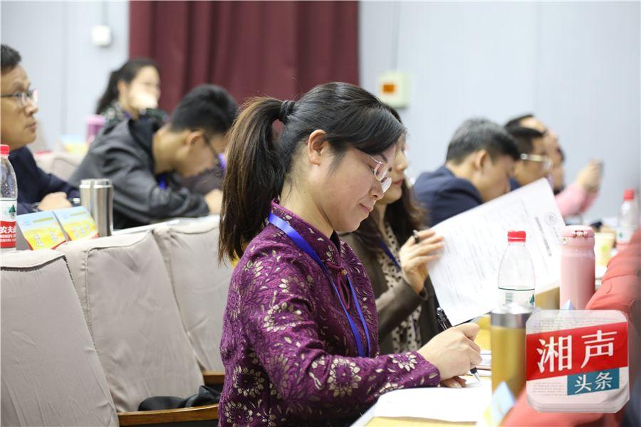 中国传媒大学杨宇军院长，引领传媒教育的卓越领导者，中国传媒大学杨宇军院长，引领传媒教育的杰出领导者