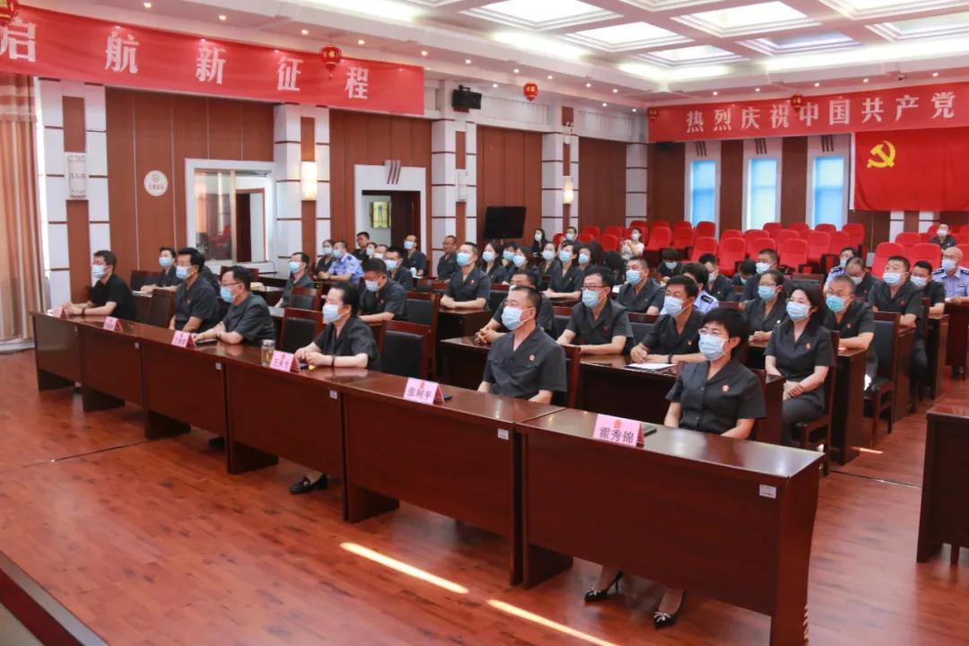 部队违法乱纪剖析，部队违法乱纪深度剖析，揭示问题根源与治理之道