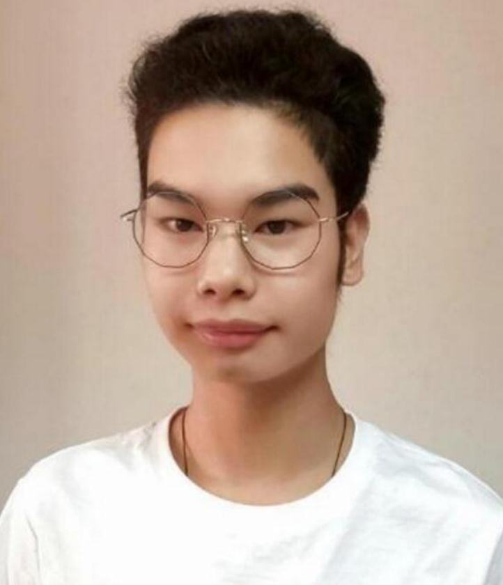 文工团的小吴，下盘之路的奋斗与成长，文工团小吴，奋斗与成长之路