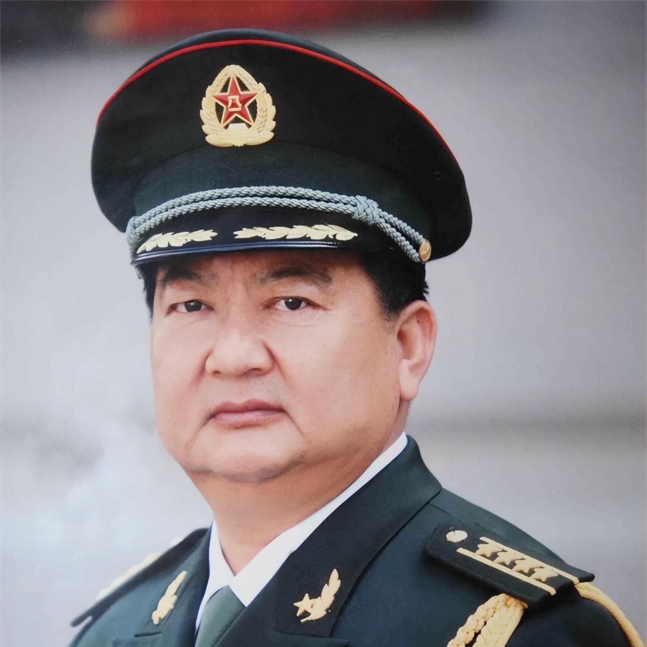丁晓军将军现状，一位英勇将领的时代风采与时代担当，丁晓军将军，英勇将领的时代风采、担当与现状