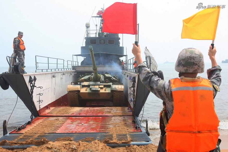 揭秘中国海军的得力助手，069型登陆艇参数详解，揭秘中国海军得力助手，069型登陆艇参数深度解析