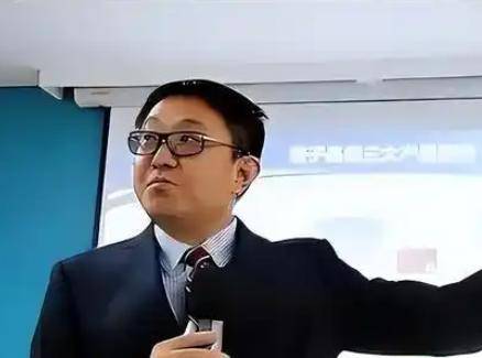 张原子和张核子在一片骂声中退场，张原子和张核子风波，骂声中黯然离场