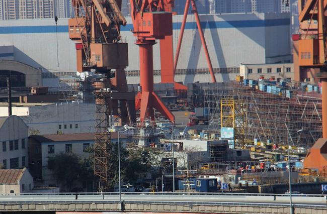 揭秘中国海军巨舰，揭秘中国海军巨舰052D的吨位与实力，揭秘中国海军巨舰052D，吨位与实力的全面展示
