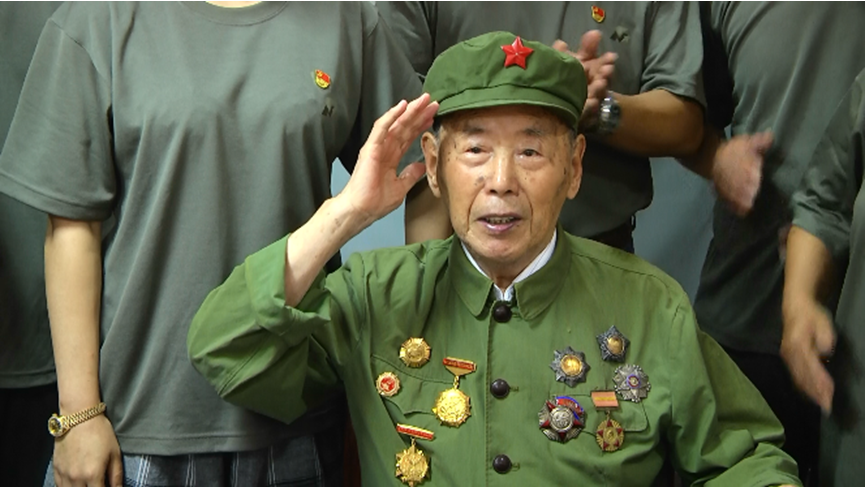 丁晓兵儿子丁陶，军人传承的荣耀与担当，丁陶，军人荣耀与担当的世代传承