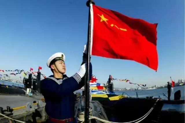 中国人民解放军军旗的起源与变迁，何时诞生的壮丽旗帜？，中国人民解放军军旗的起源与变迁，壮丽旗帜的诞生时刻！