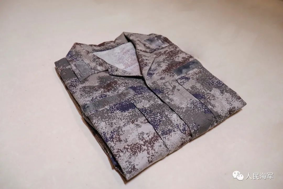 星空迷彩服的颜色解析，星空迷彩服颜色解析