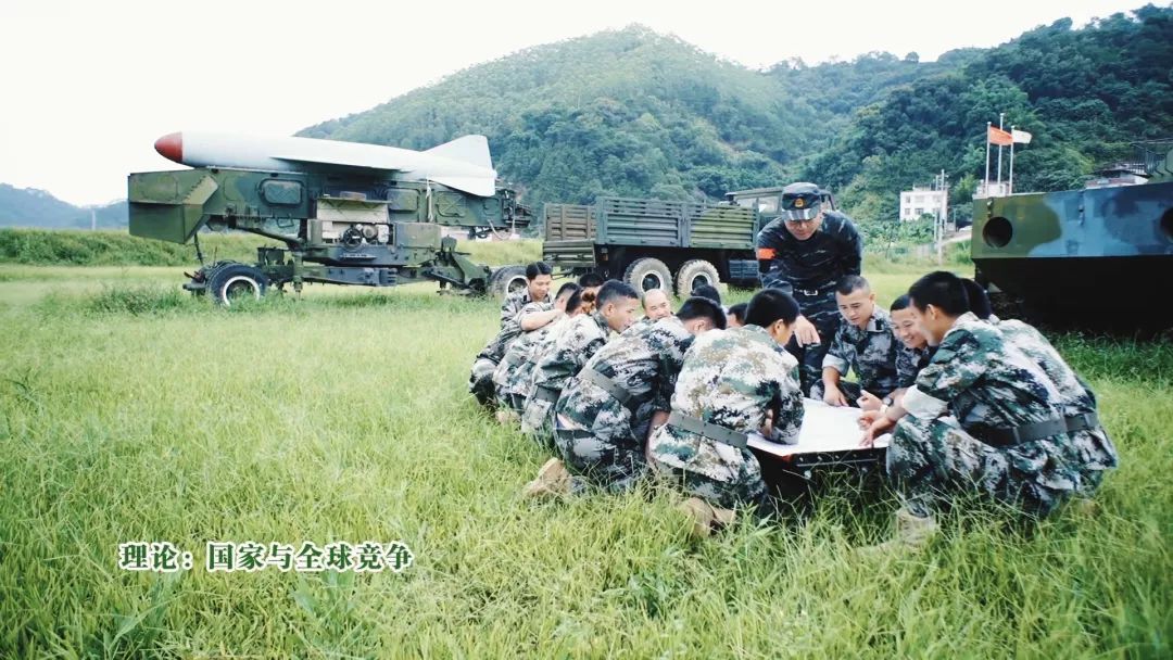 国防军事与农业农村，相互促进，共筑强国梦，国防军事与农业农村协同发力，共筑强国梦