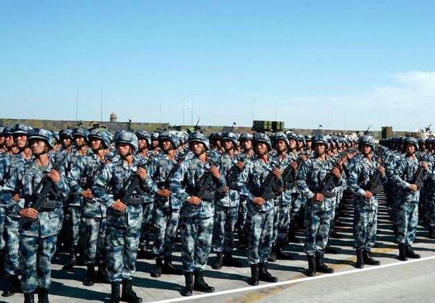 阅兵中的步伐艺术，探索阅兵走的是什么步法，阅兵步伐艺术，揭秘阅兵中的步伐与步法探索