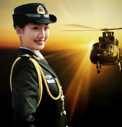 中国女兵照片大全高清，展现飒爽英姿与不屈精神，中国女兵高清照片大全，飒爽英姿与不屈精神的展现