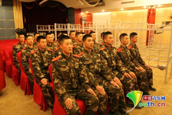 武警中尉的年龄段，探究与解析，武警中尉年龄段探究与解析