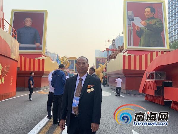 海口舰与青岛阅兵的壮丽篇章，海口舰与青岛阅兵，壮丽盛典篇章