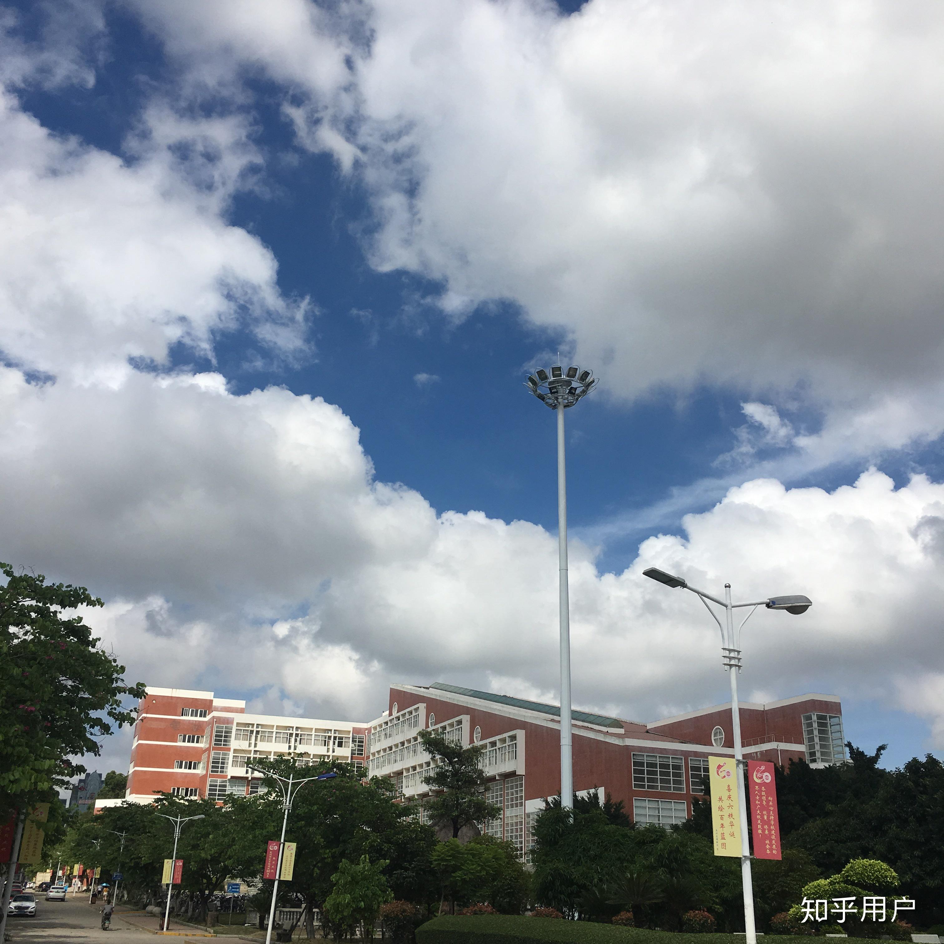 泉州师范学院怎么样？全面解读一所充满魅力的学府，泉州师范学院深度解读，一所魅力四溢的学府