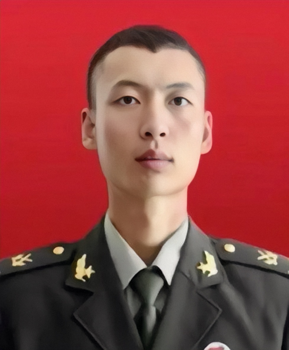 肖思远的家在哪里，英雄精神的源头与归宿，肖思远英雄精神的源头、归宿与家庭背景探索