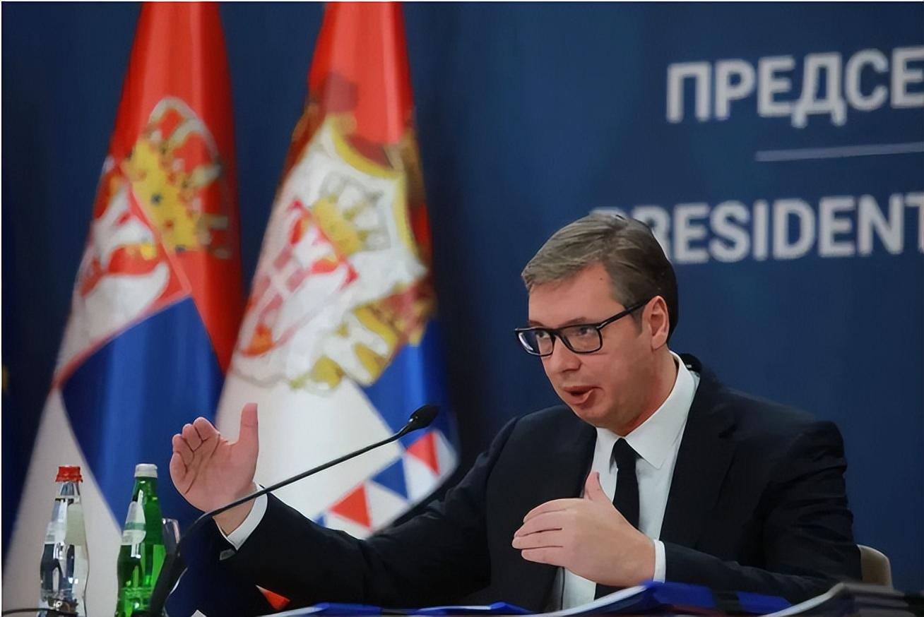 军事评论员滕建群个人简历,军事评论员滕建群个人简历揭秘