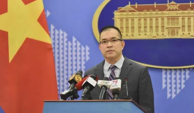 中方突然宣布出征，坚定步伐，展示大国担当，中方坚定步伐出征，展现大国担当与力量